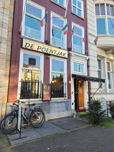 indonesisch restaurant poentjak den haag