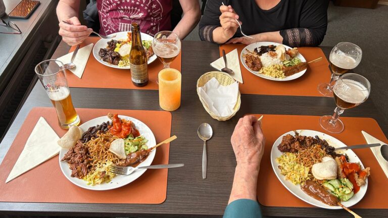 nyonya meneer4 768x432